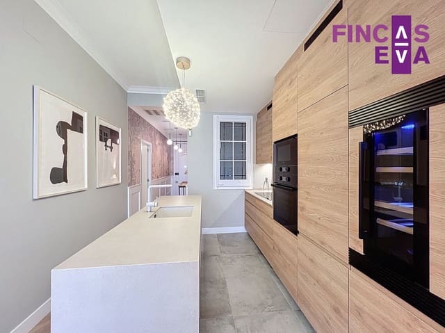 3 slaapkamer Flat te koop in L'Antiga Esquerra de L'Eixample, Barcelona stad - € 960.000 (Ref: 9468968)