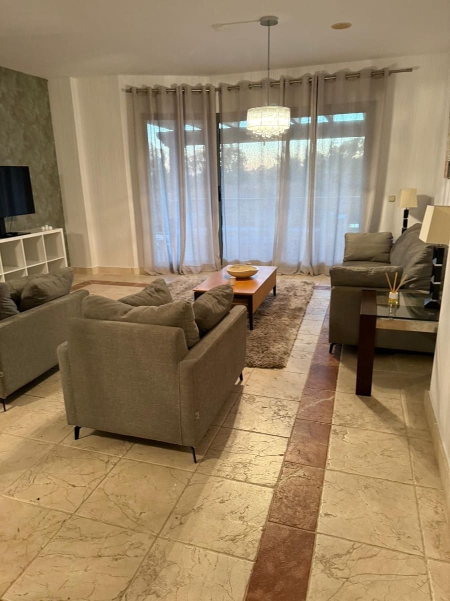 3 quarto Apartamento para venda em New Golden Mile com garagem - 700 000 € (Ref: 9469950)