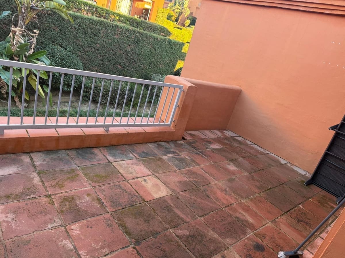 3 quarto Apartamento para venda em New Golden Mile com garagem - 700 000 € (Ref: 9469950)