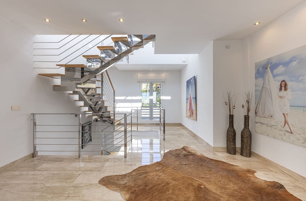 5 camera da letto Villa in vendita in Marbella con piscina garage - 2.500.000 € (Rif: 9471302)