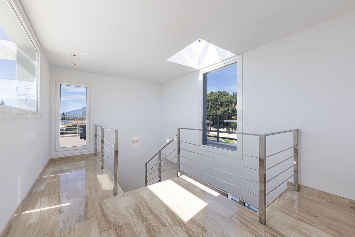 5 camera da letto Villa in vendita in Marbella con piscina garage - 2.500.000 € (Rif: 9471302)