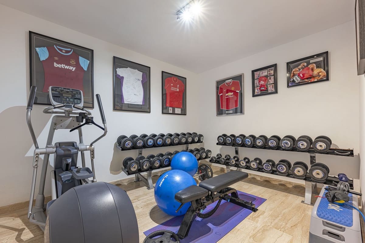 5 camera da letto Villa in vendita in Marbella con piscina garage - 2.500.000 € (Rif: 9471302)