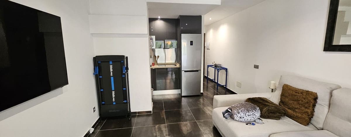 1 sovrum Lägenhet till salu i Estepona med pool - 210 000 € (Ref: 9471533)