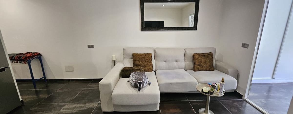 1 sovrum Lägenhet till salu i Estepona med pool - 210 000 € (Ref: 9471533)