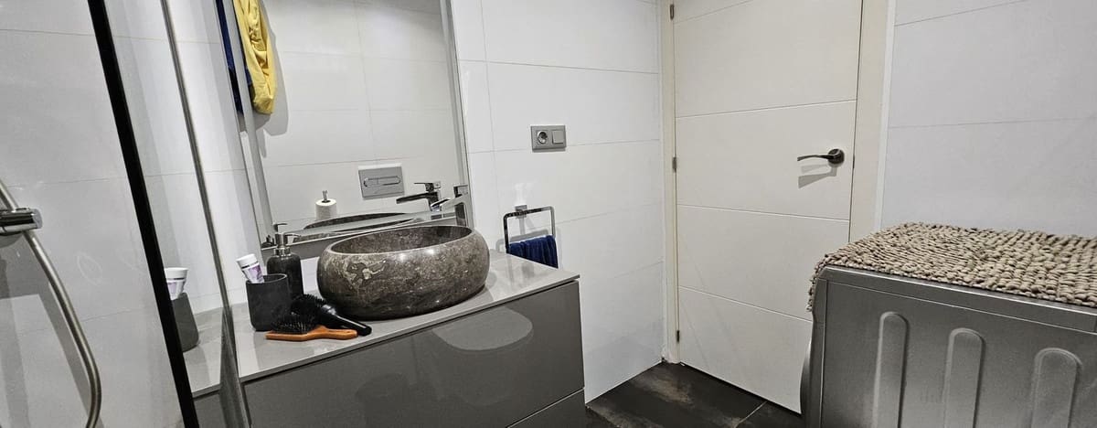 1 sovrum Lägenhet till salu i Estepona med pool - 210 000 € (Ref: 9471533)