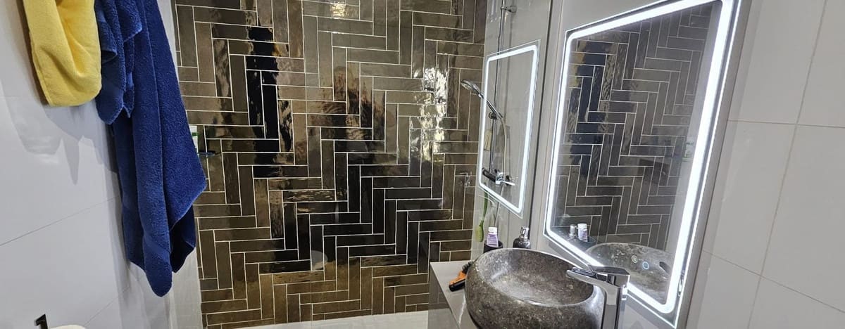 1 sovrum Lägenhet till salu i Estepona med pool - 210 000 € (Ref: 9471533)