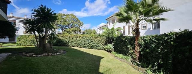 1 sovrum Lägenhet till salu i Centro, Estepona med pool - 210 000 € (Ref: 9471533)