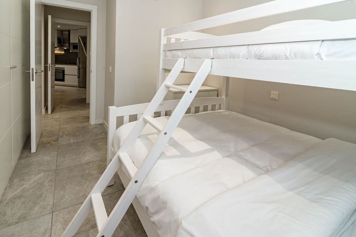 3 sovrum Lägenhet till salu i Marbella med pool garage - 750 000 € (Ref: 9471534)