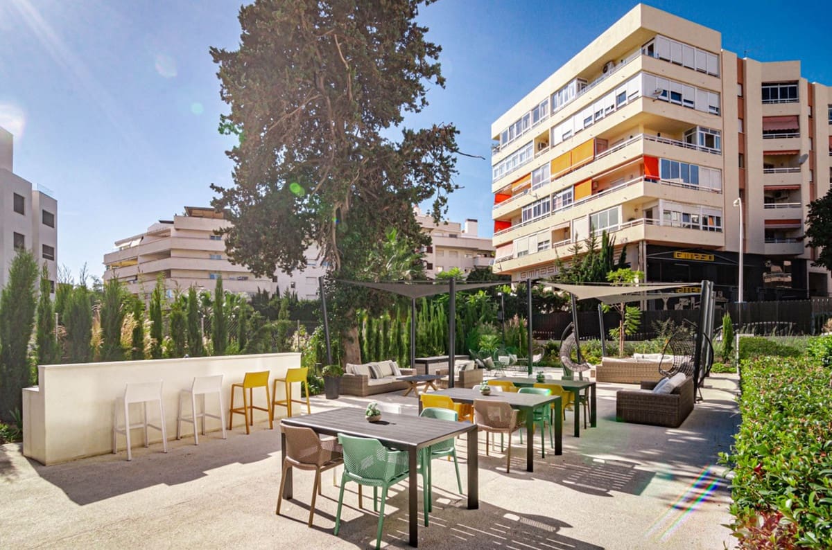 3 sovrum Lägenhet till salu i Marbella med pool garage - 750 000 € (Ref: 9471534)