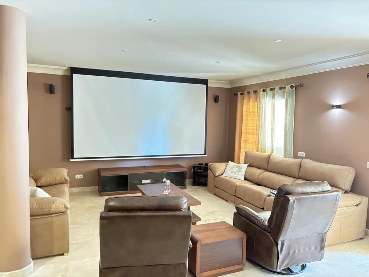 5 quarto Moradia para venda em El Paraiso com piscina garagem - 1 780 000 € (Ref: 9471620)