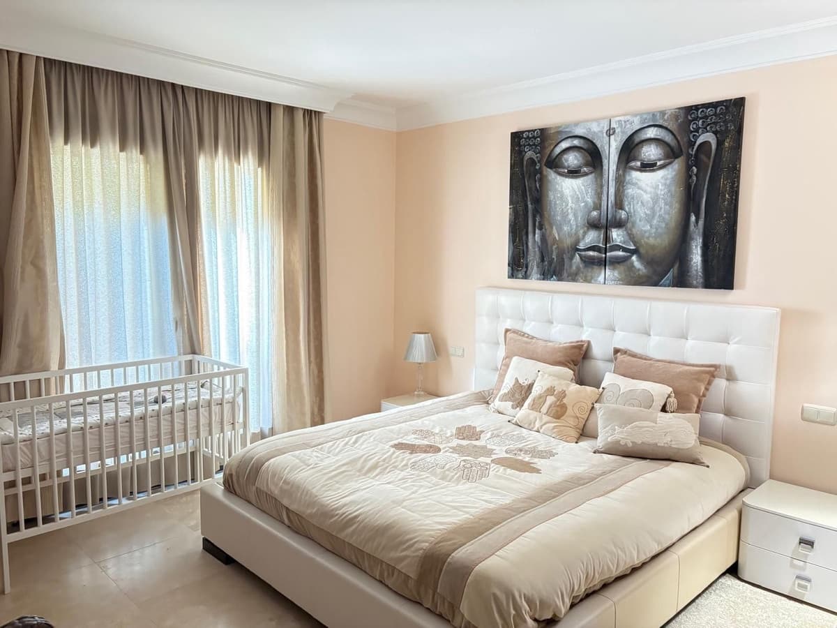 5 quarto Moradia para venda em El Paraiso com piscina garagem - 1 780 000 € (Ref: 9471620)