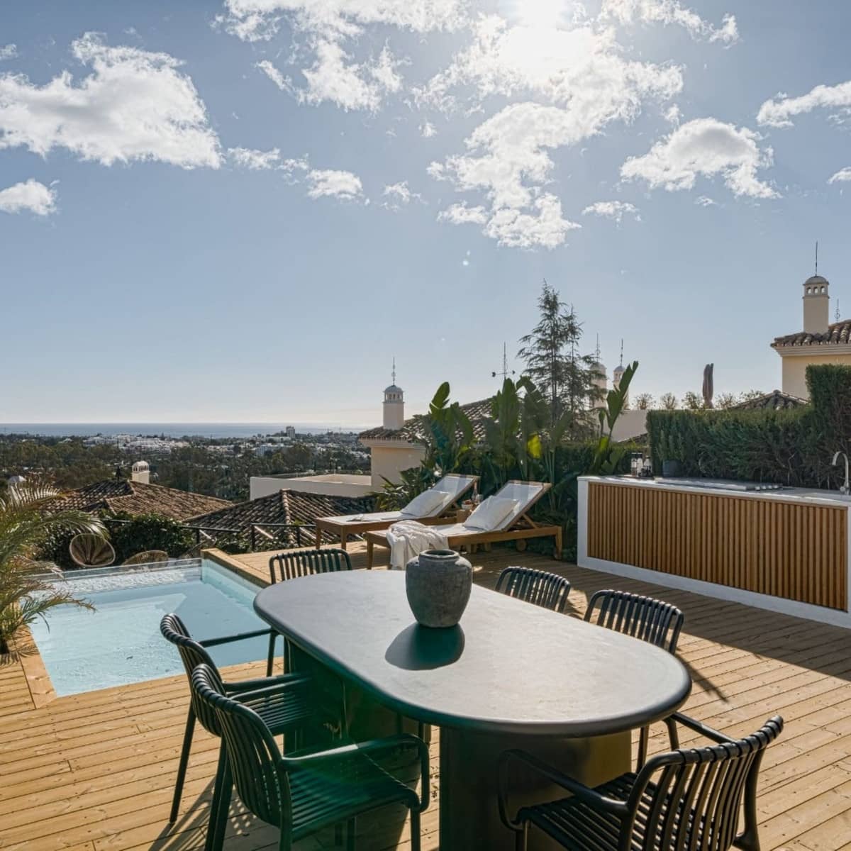 3 sypialnia Mieszkanie na sprzedaż w Marbella z basenem garażem - 1 425 000 € (Ref: 9471621)