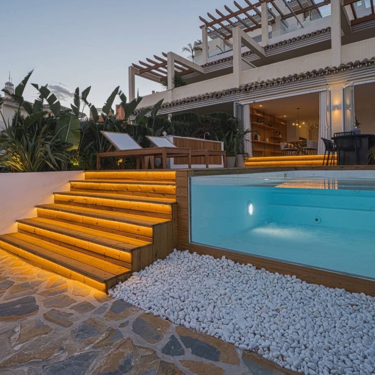 3 sypialnia Mieszkanie na sprzedaż w Marbella z basenem garażem - 1 425 000 € (Ref: 9471621)