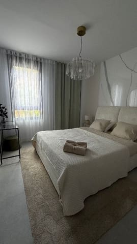 3 sypialnia Mieszkanie na sprzedaż w Centro, Estepona z basenem garażem - 690 000 € (Ref: 9471622)