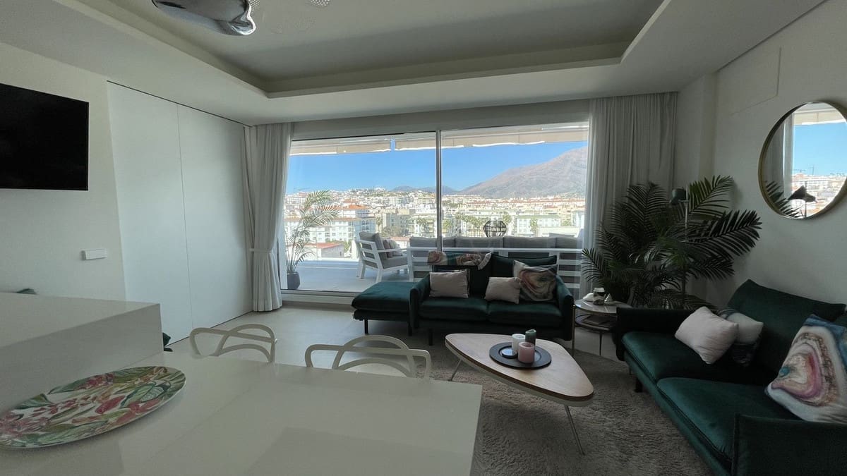 1 soveværelse Lejlighed til salg i Estepona med swimmingpool garage - € 595.000 (Ref: 9471787)