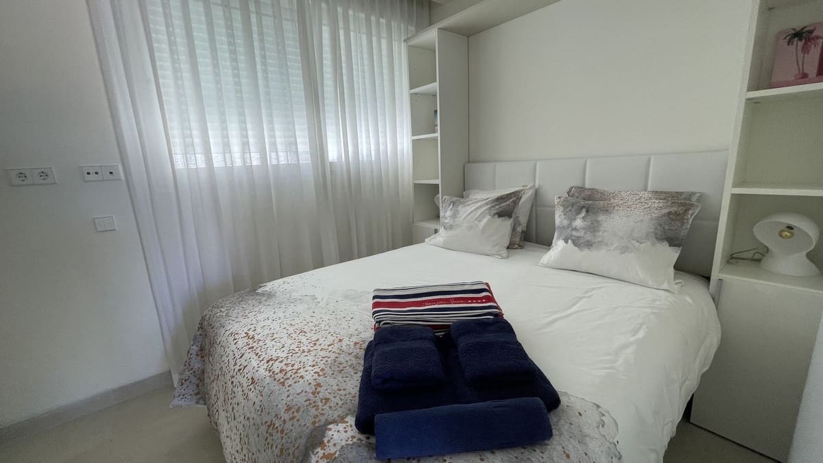 1 soveværelse Lejlighed til salg i Estepona med swimmingpool garage - € 595.000 (Ref: 9471787)