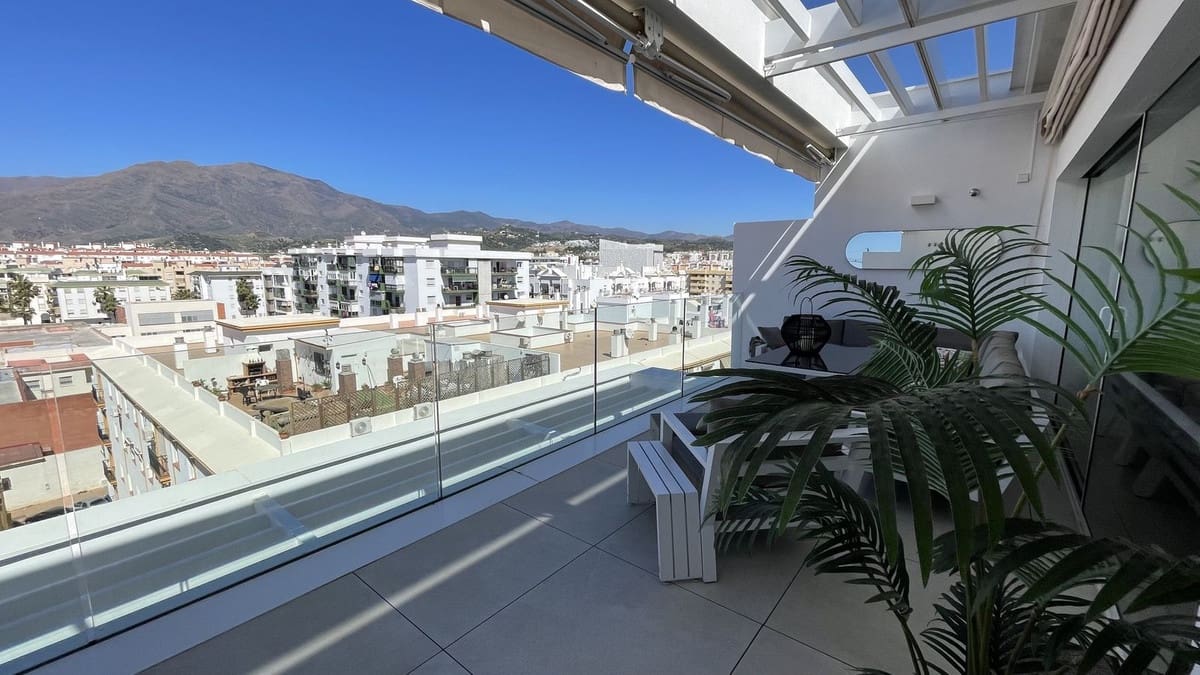 1 soveværelse Lejlighed til salg i Estepona med swimmingpool garage - € 595.000 (Ref: 9471787)