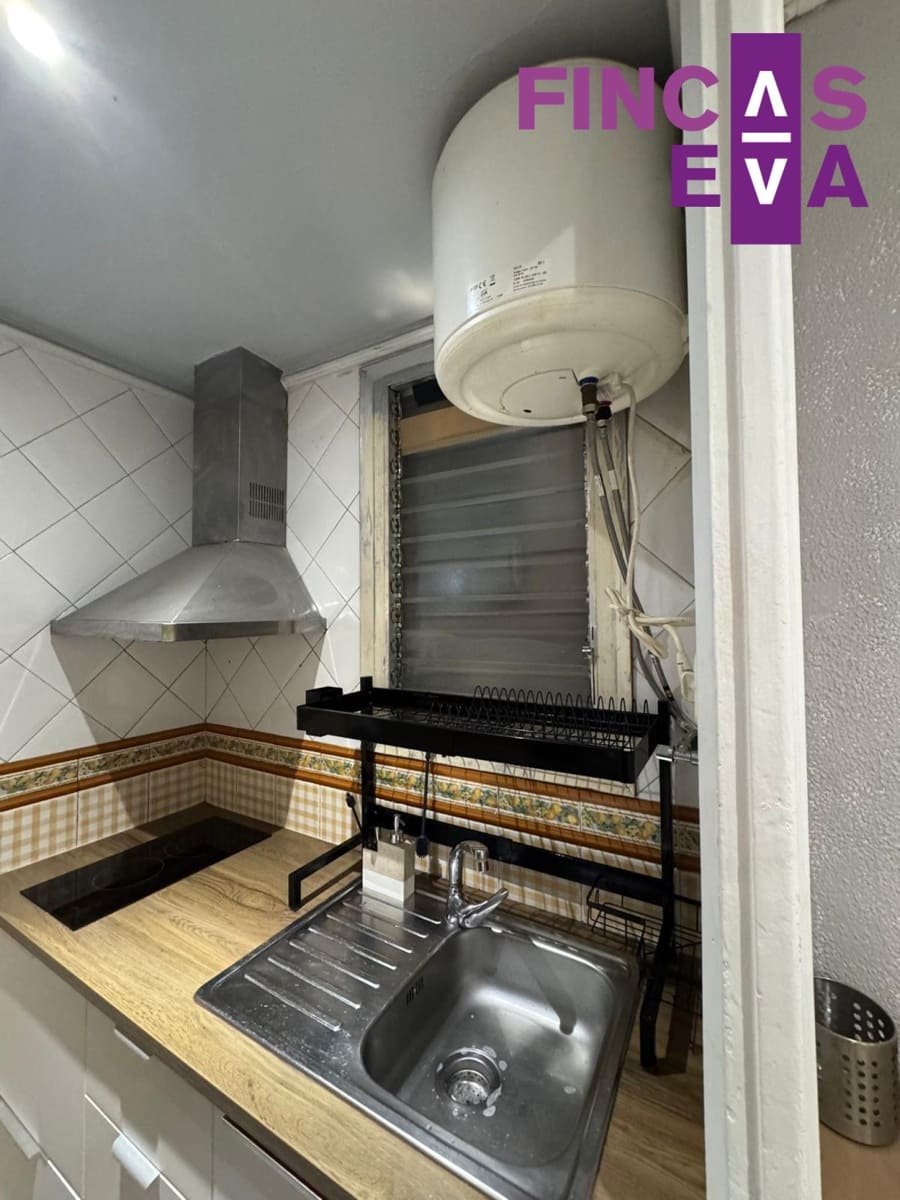 2 bedroom Flat for sale in Barcelona city - € 350,000 (Ref: 9473574)