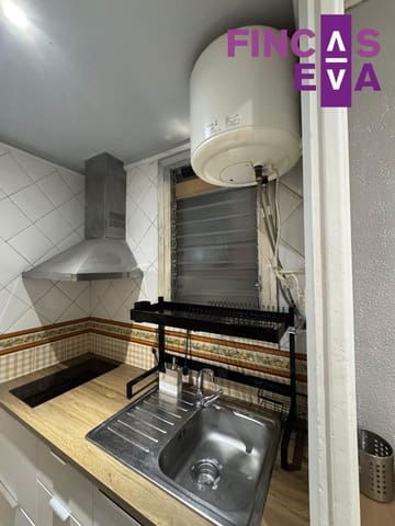 2 bedroom Flat for sale in La Sagrada Família, Barcelona city - € 350,000 (Ref: 9473574)