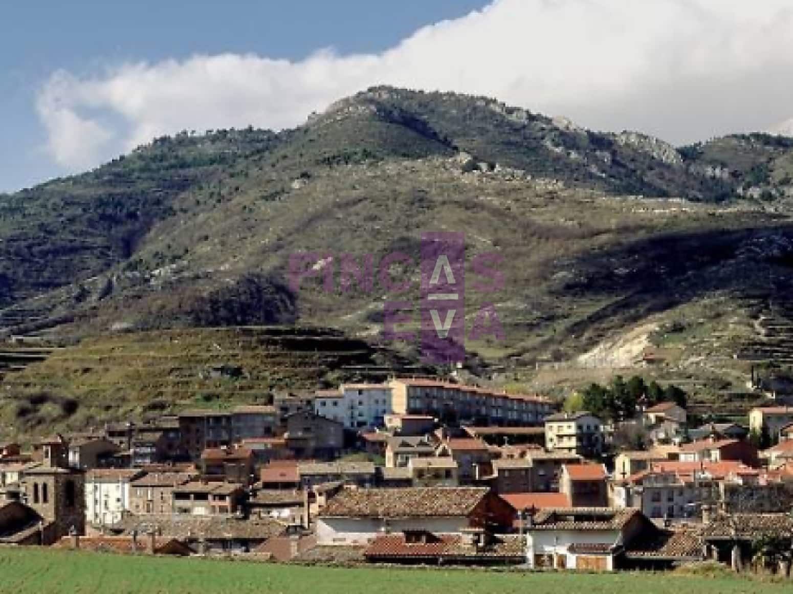 Flat for sale in Barcelona city - € 45,000 (Ref: 9474359)