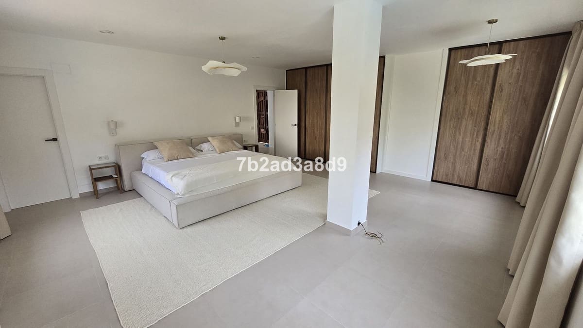 5 makuuhuone Huvila myytävänä paikassa Marbella mukana uima-altaan 
autotalli - 2 750 000 € (Ref: 9474414)