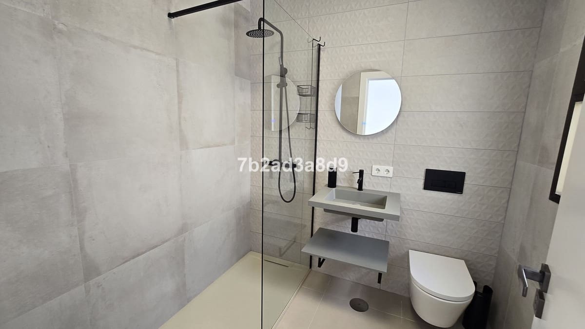 5 makuuhuone Huvila myytävänä paikassa Marbella mukana uima-altaan 
autotalli - 2 750 000 € (Ref: 9474414)