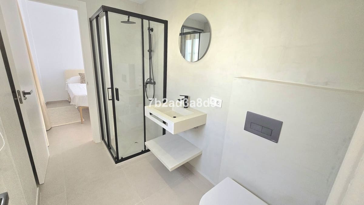 5 makuuhuone Huvila myytävänä paikassa Marbella mukana uima-altaan 
autotalli - 2 750 000 € (Ref: 9474414)