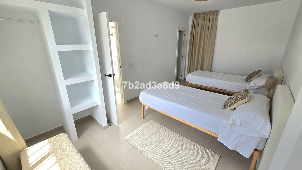 5 makuuhuone Huvila myytävänä paikassa Marbella mukana uima-altaan 
autotalli - 2 750 000 € (Ref: 9474414)