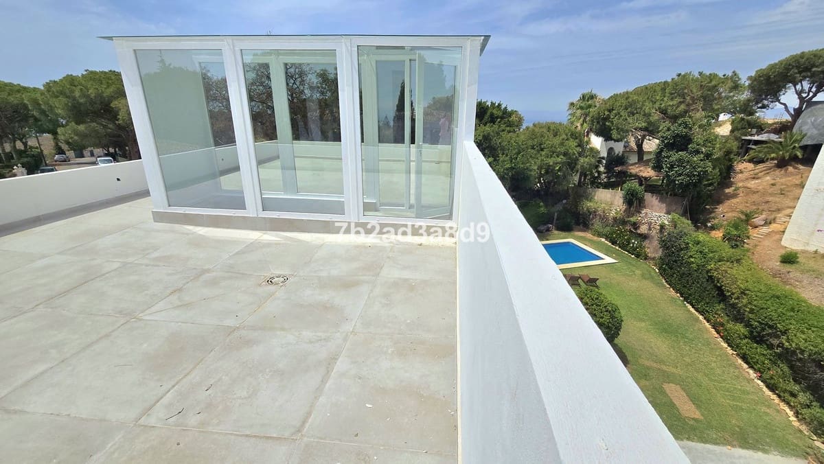 5 makuuhuone Huvila myytävänä paikassa Marbella mukana uima-altaan 
autotalli - 2 750 000 € (Ref: 9474414)