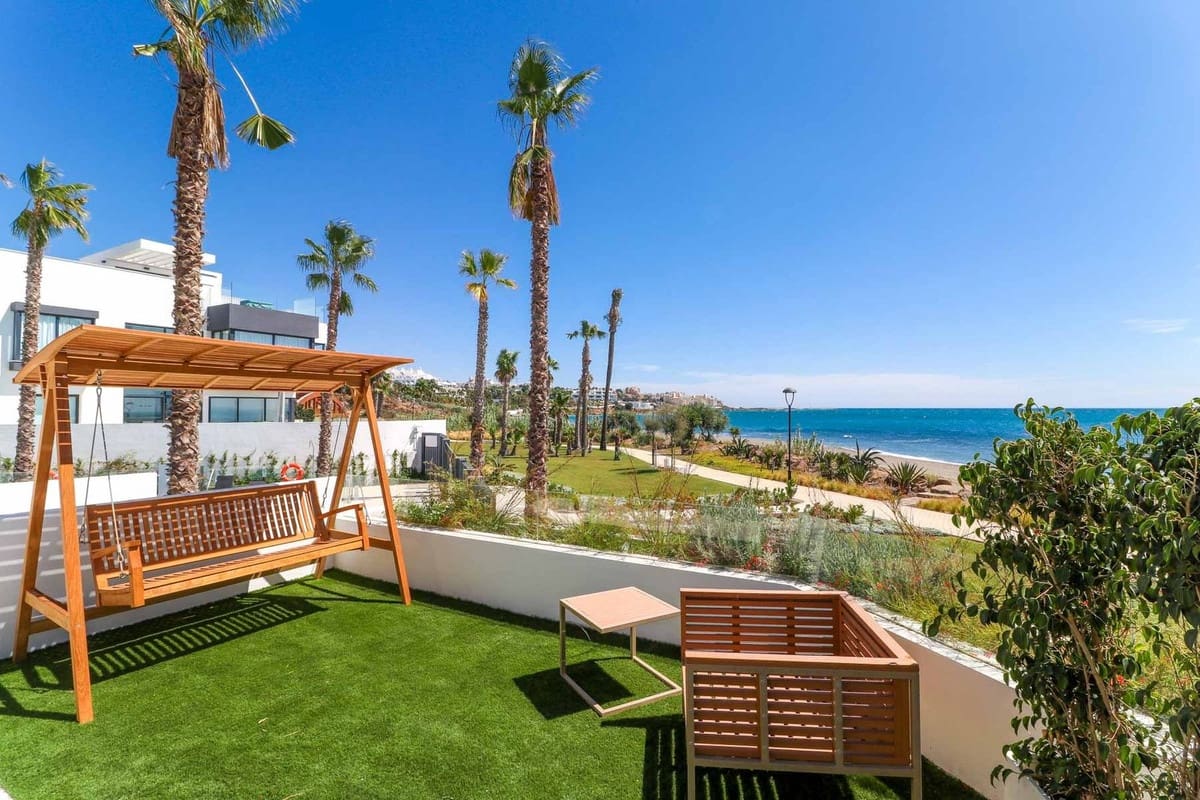 3 quarto Moradia para venda em Estepona com piscina - 2 500 000 € (Ref: 9474514)