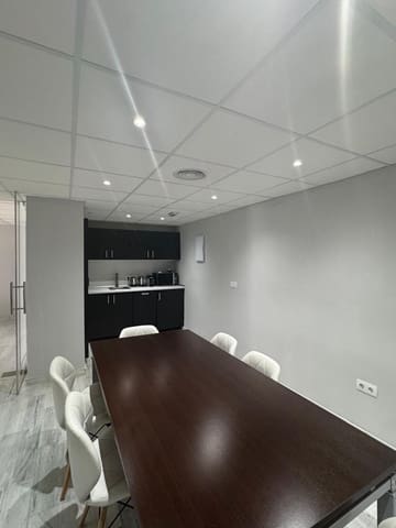 Oficina en Las Brisas, Marbella en venta - 380.000 € (Ref: 9474518)