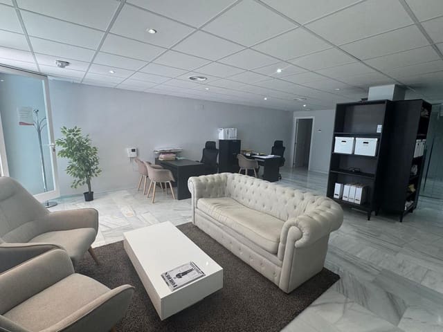 Oficina en Las Brisas, Marbella en venta - 380.000 € (Ref: 9474518)