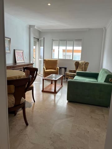 Piso de 2 habitaciones en Centro, Estepona en venta - 312.000 € (Ref: 9479274)