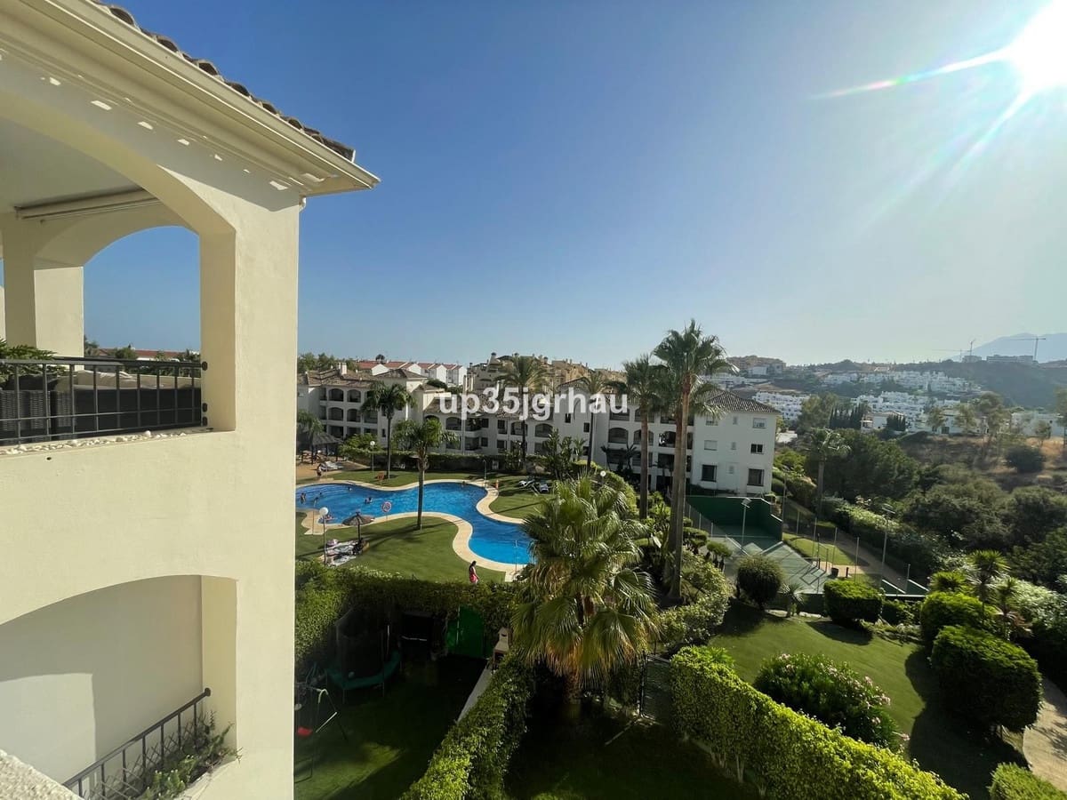 2 bedroom Flat for sale in New Golden Mile with pool - € 690,000 (Ref: 9479275)