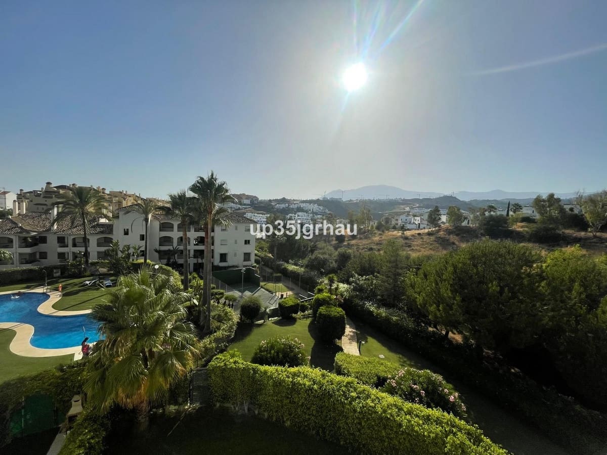2 bedroom Flat for sale in New Golden Mile with pool - € 690,000 (Ref: 9479275)