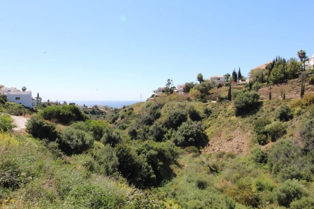 Building Plot for sale in El Rosario, Marbella - € 300,000 (Ref: 9479278)