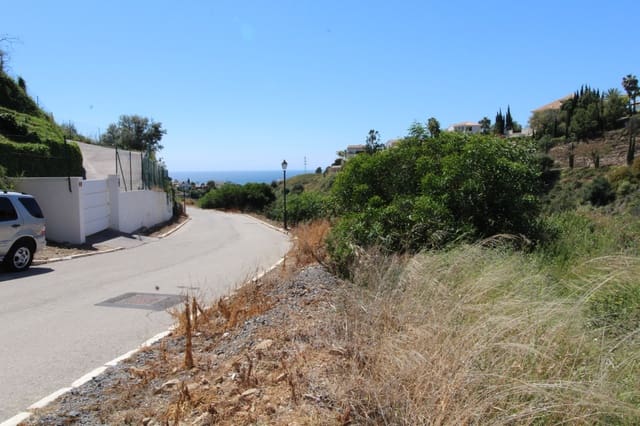 Building Plot for sale in El Rosario, Marbella - € 300,000 (Ref: 9479278)