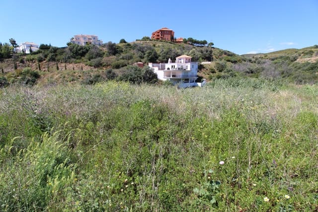 Building Plot for sale in El Rosario, Marbella - € 300,000 (Ref: 9479278)