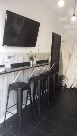 Commercial for sale in Centro, Estepona - € 1,295,000 (Ref: 9480766)