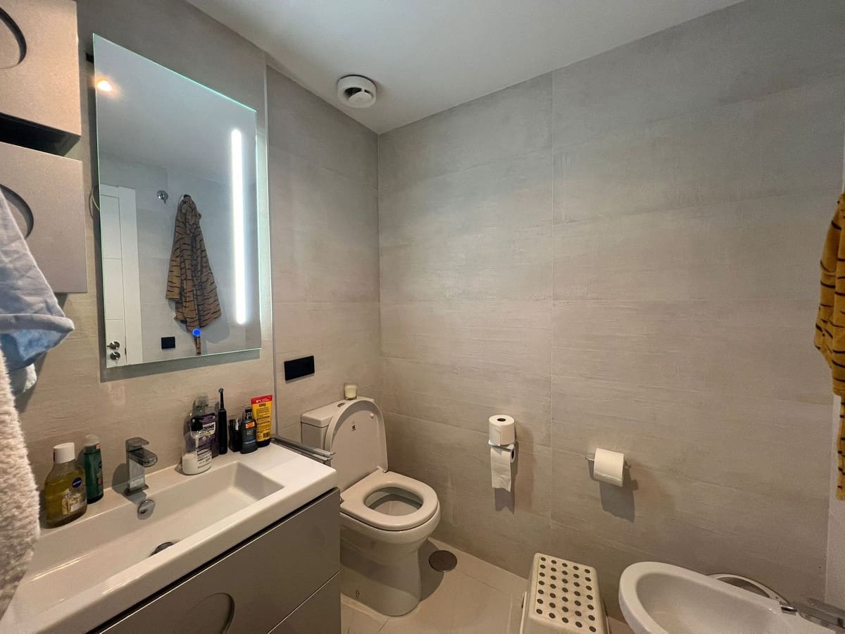 4 soveværelse Lejlighed til salg i Estepona med garage - € 1.049.000 (Ref: 9481473)