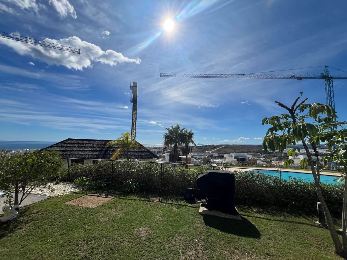 4 soveværelse Lejlighed til salg i Estepona med garage - € 1.049.000 (Ref: 9481473)