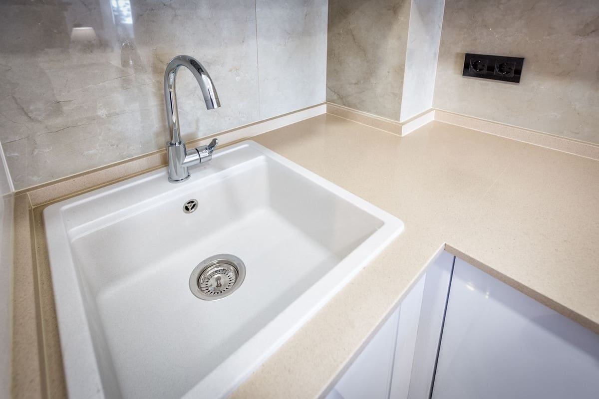 2 bedroom Flat for sale in Mijas with pool garage - € 280,000 (Ref: 9481474)