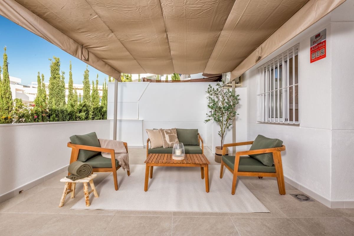 2 bedroom Flat for sale in Mijas with pool garage - € 280,000 (Ref: 9481474)