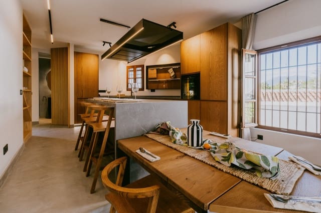 3 soveværelse Villa til salg i La Carolina - Guadalpín, Marbella - € 1.195.000 (Ref: 9481476)