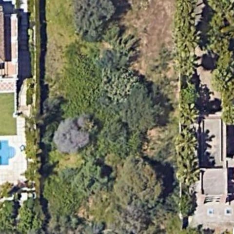 Terrain à Bâtir à vendre à Las Brisas, Marbella - 1 800 000 € (Ref: 9481479)