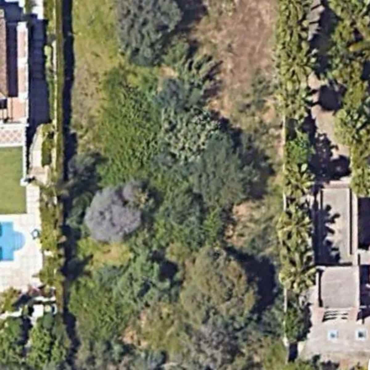 Terrain à Bâtir à vendre à Marbella - 1 800 000 € (Ref: 9481479)