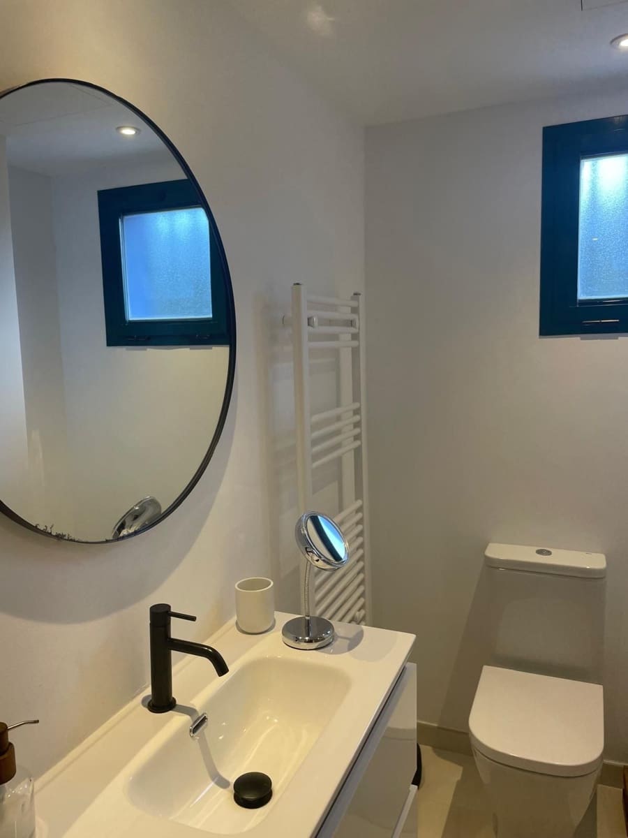 3 bedroom Flat for sale in Marbella with pool garage - € 575,000 (Ref: 9481642)