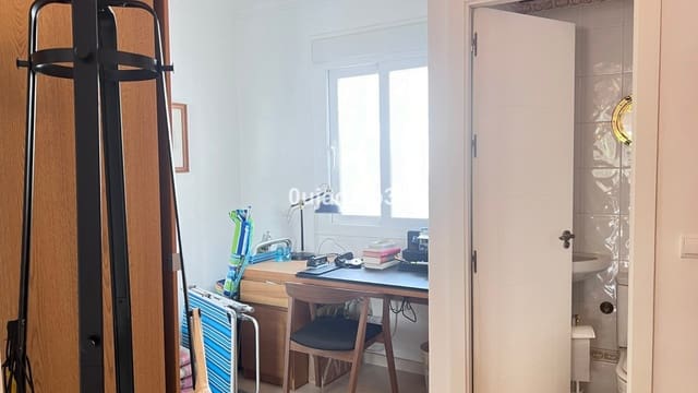 4 soverom Leilighet til salgs i Las Brisas, Marbella med svømmebasseng - € 1 500 000 (Ref: 9482236)