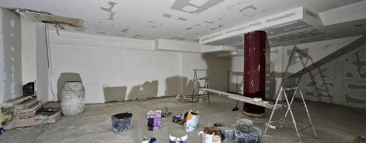 Erhverv til salg i Estepona - € 269.000 (Ref: 9482418)