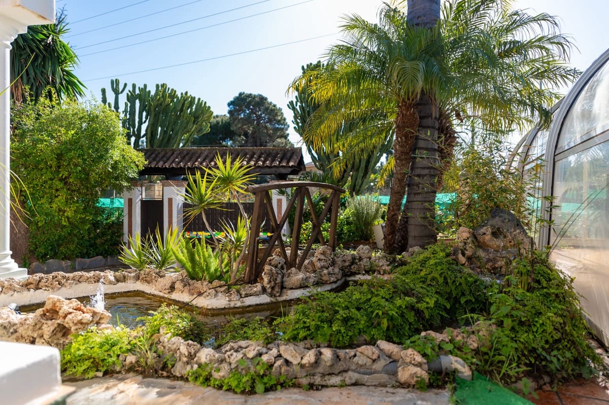 Chalet de 4 habitaciones en Marbella en venta con piscina garaje - 1.300.000 € (Ref: 9487165)